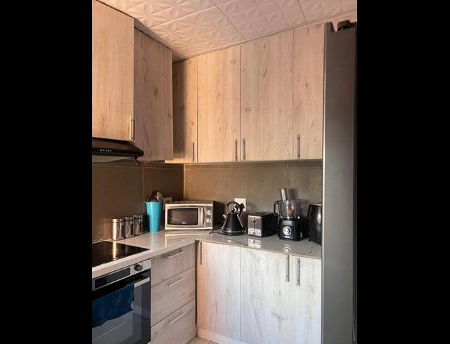 3 BEDROOM APARTMENT FOR SALE IN SUNNYSIDE